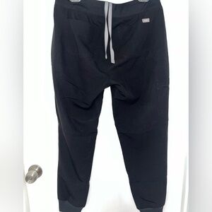 Figs high-waist jogger scrub pants size M